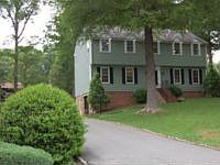 2nd image of 2117 Williamstowne Dr