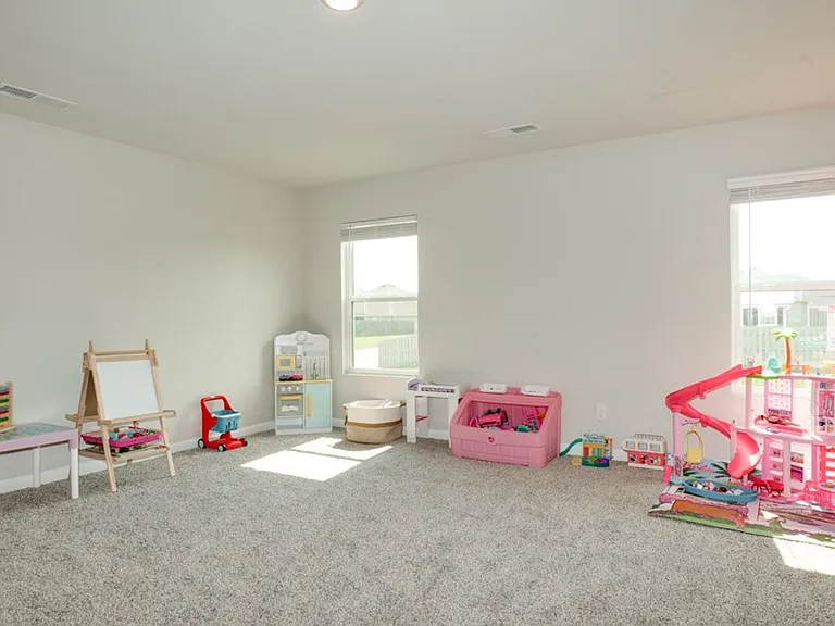 935 Hay Meadow Dr — Photo 31
