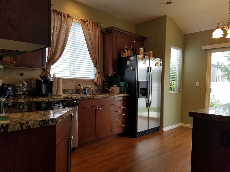655 N 310 W — Photo 5