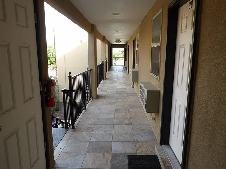 1108 Myrtle Ave — Photo 13