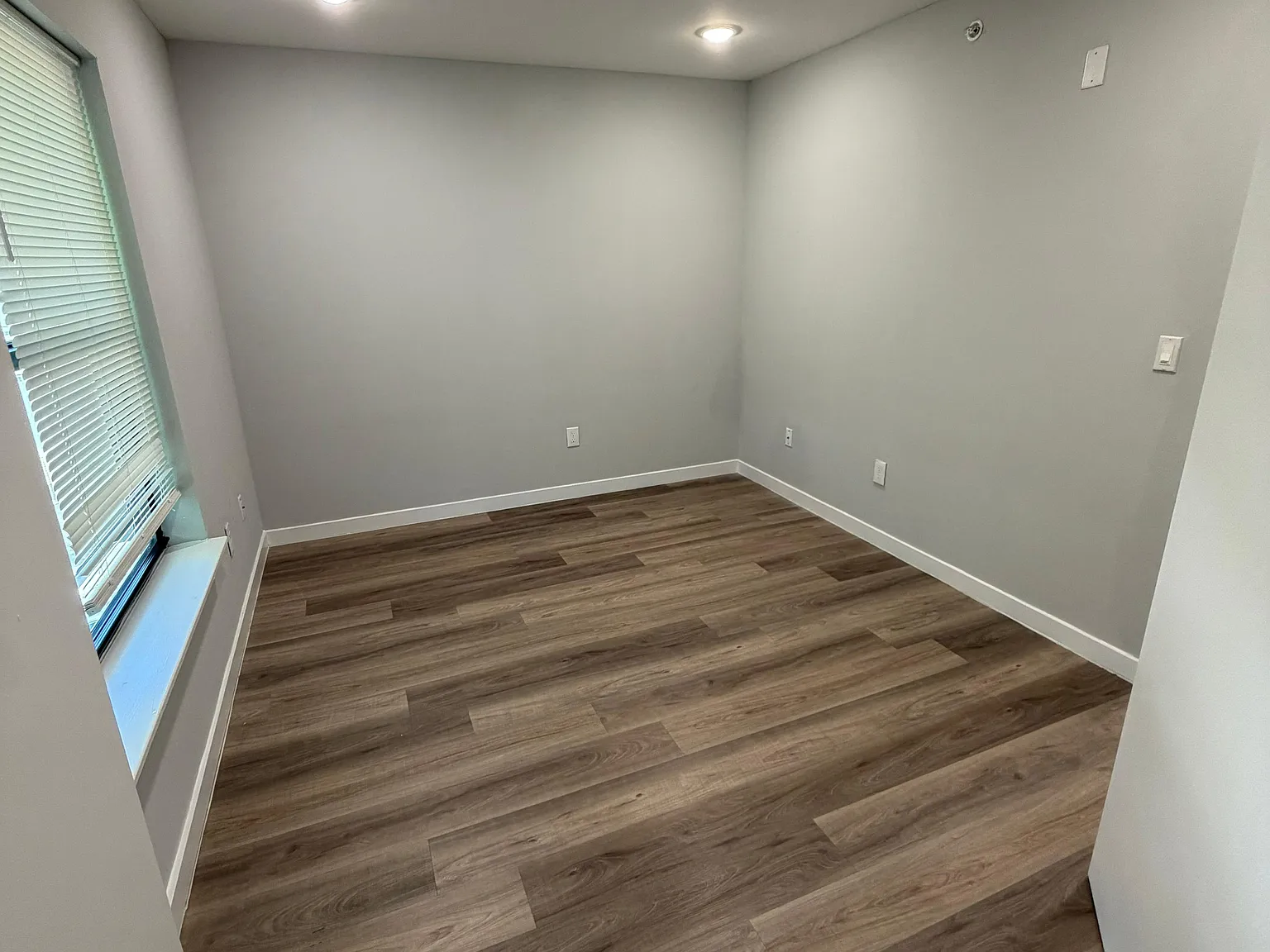 1 bed, 2172 sqft, $1,413 — Photo 2
