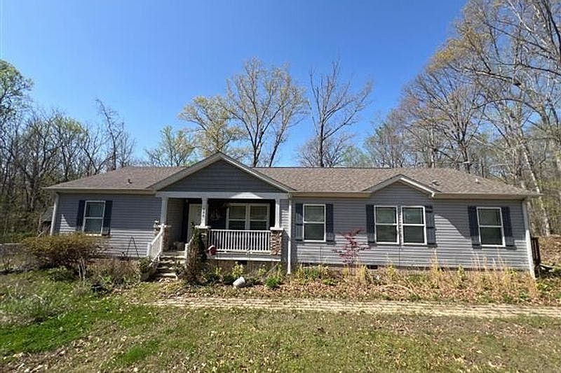 1st image of 526 Jimmy Creek Rd