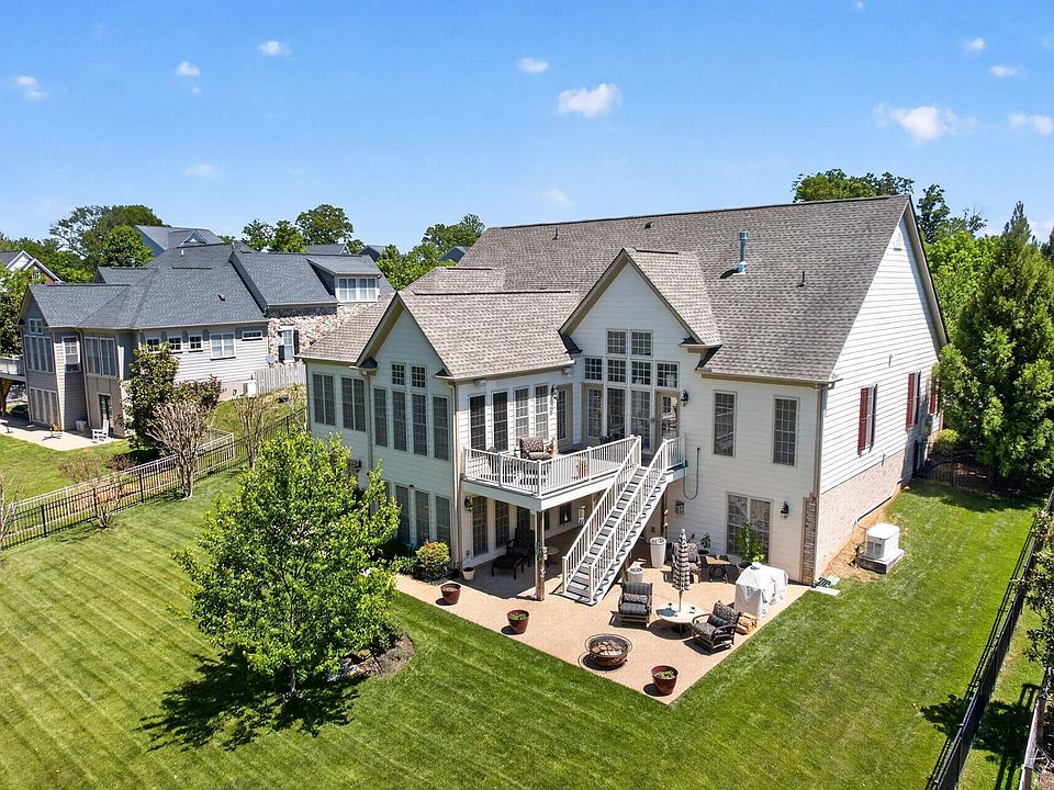 1st image of 6586 Welbourne Ln