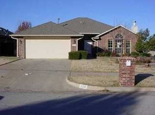 328 Waterfront Dr, Norman, OK 73071
