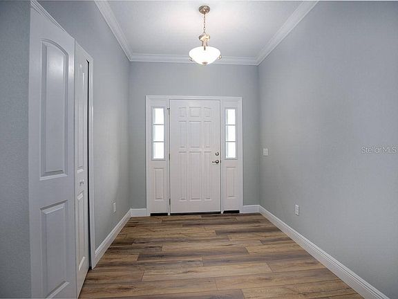 5th image of 1829 E Glancy Dr