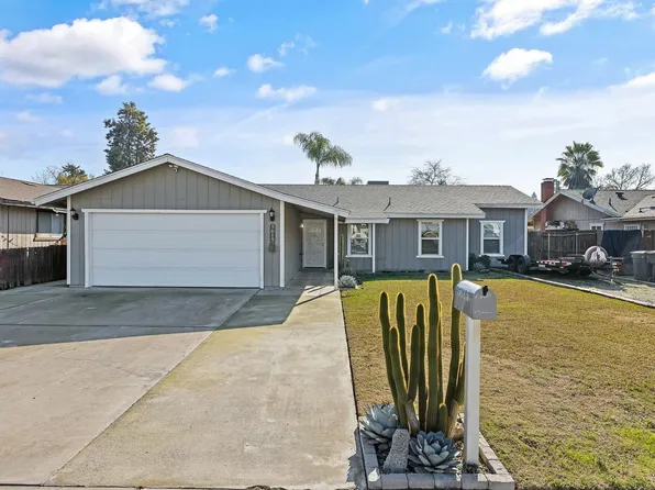 5615 W Laura Court, Visalia, CA 93277