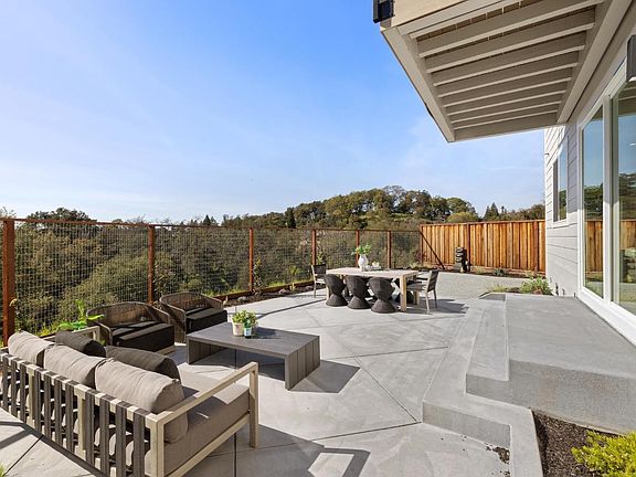 5th image of 1825 Sonterra Court