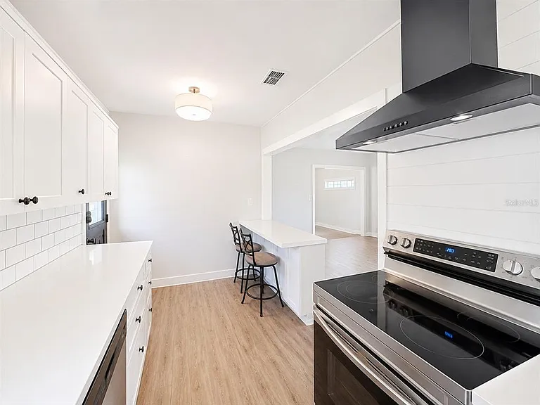 4200 Bluefish Dr SE — Photo 8