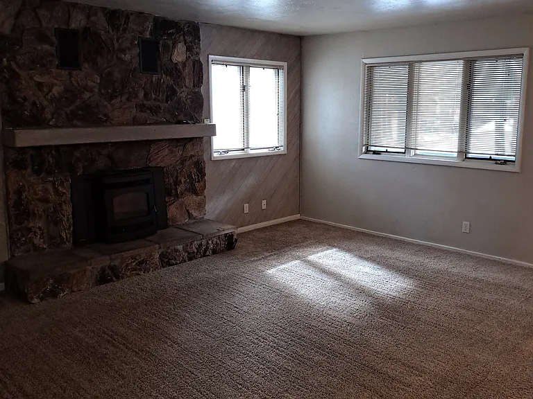 Chaparral Rd — Photo 3