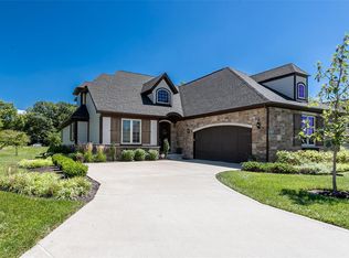 706 Woods Of Ladue Ln, Saint Louis, MO