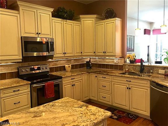 4th image of 9059 Estero River Cir