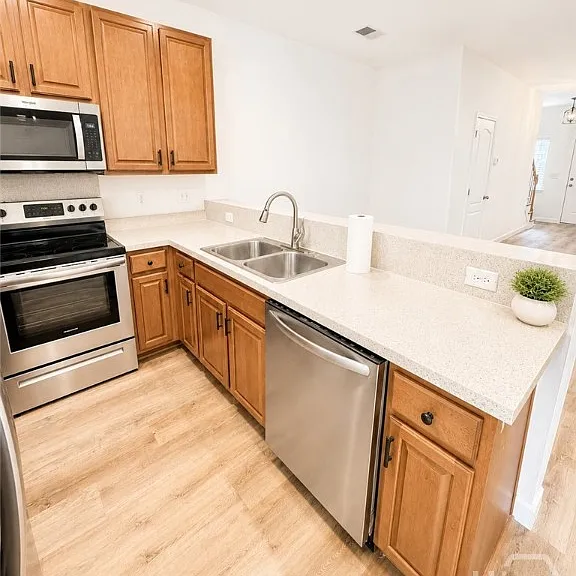 105 Orkney Rd — Photo 11