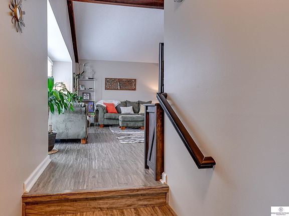 5th image of 15118 Stony Brook Blvd