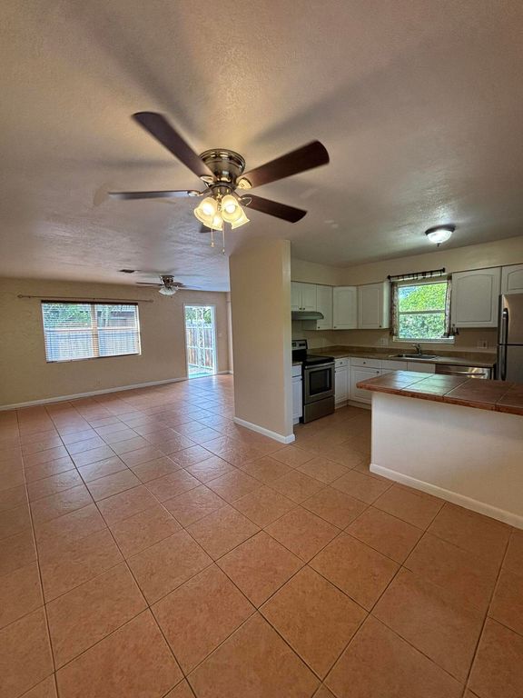 224 NE 19th Ave #1, photo 9