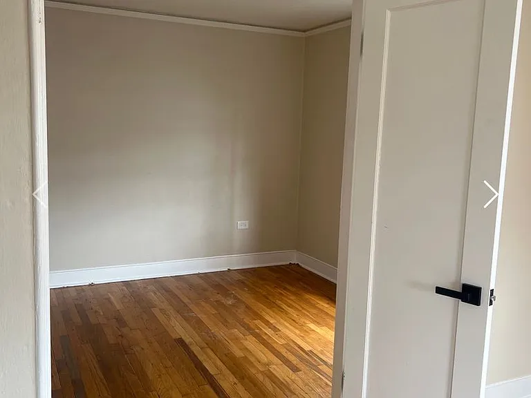 2214 Broadway St — Photo 8