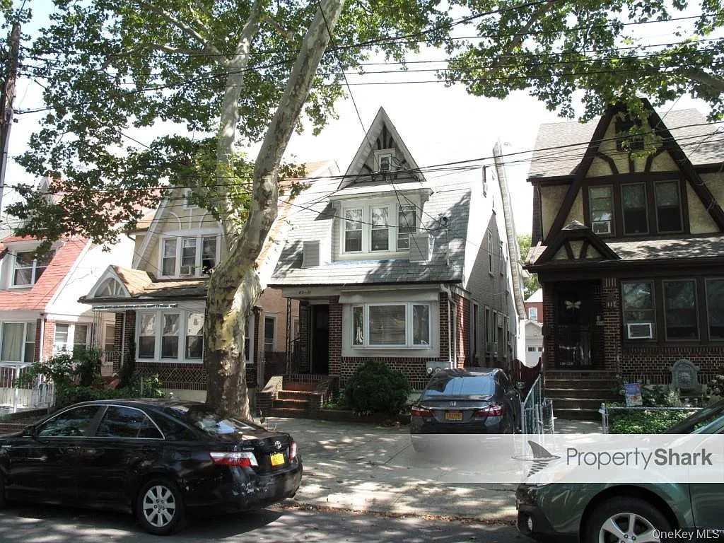 8321 160th Street photo 1