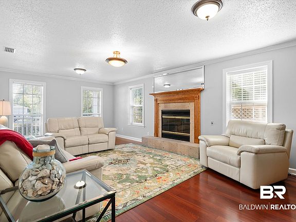 3rd image of 5275 Wolfhead Ave