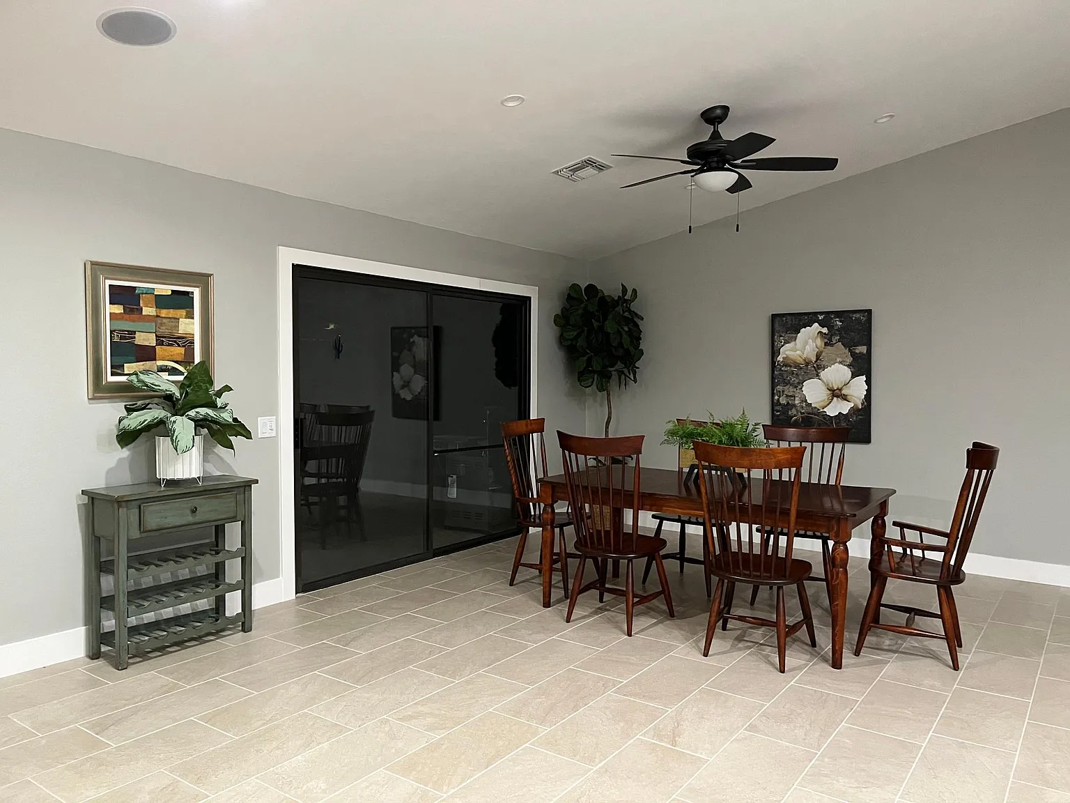 3 bed, 2118 sqft, $3,000 — Photo 4