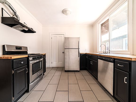 5th image of 2443 Pingree St Floor 2