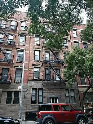 Rented by Compass | media 9