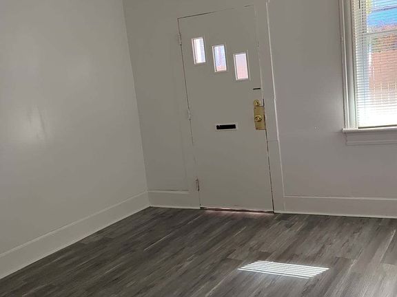 2nd image of 775 Lucas Pl
