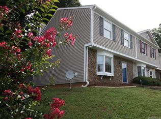 8413 Rust Wood Pl, Charlotte, NC 28227