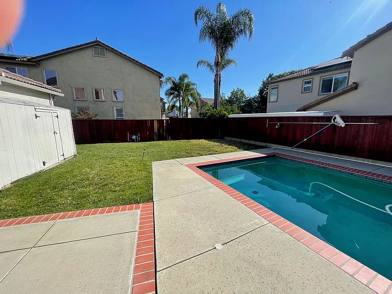 730 Sunlight Dr — Photo 30