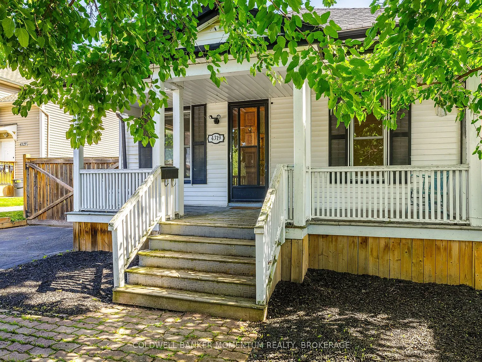 3 bed, $1,999 — Photo 4