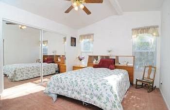 3rd image of 283 Heritage Glen Ln