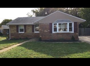 17 Roger Rd, Edison, NJ 08817