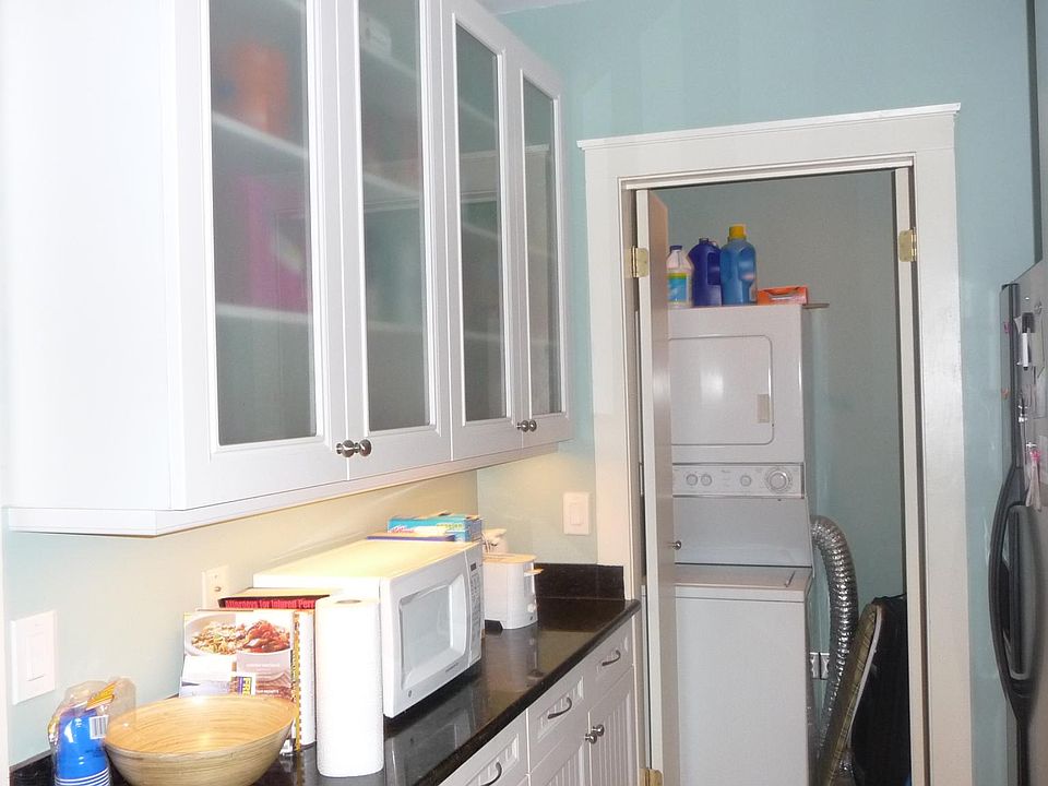 1st image of 169 W Eugenie St #2
