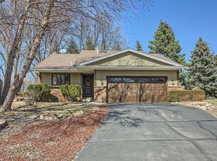 4202 Valley Forge Pl, Eagan, MN 55123