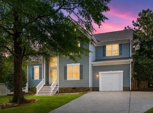 103 Peachland Dr, Cary, NC 27519