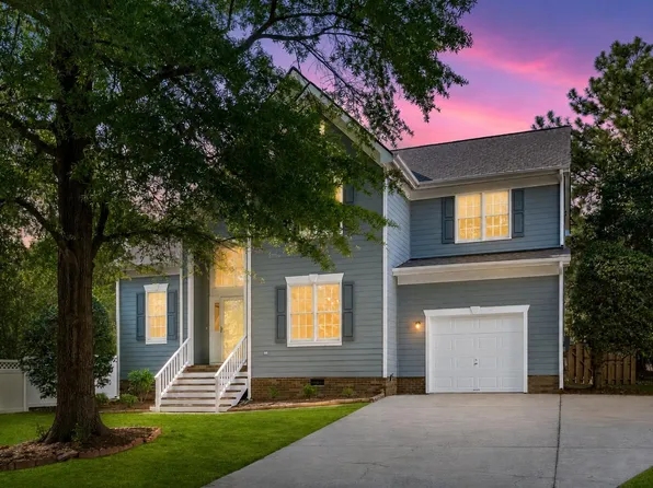 103 Peachland Dr, Cary, NC 27519
