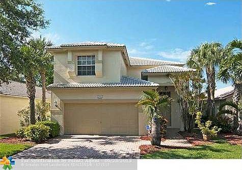 4th image of 17042 NW 12th St