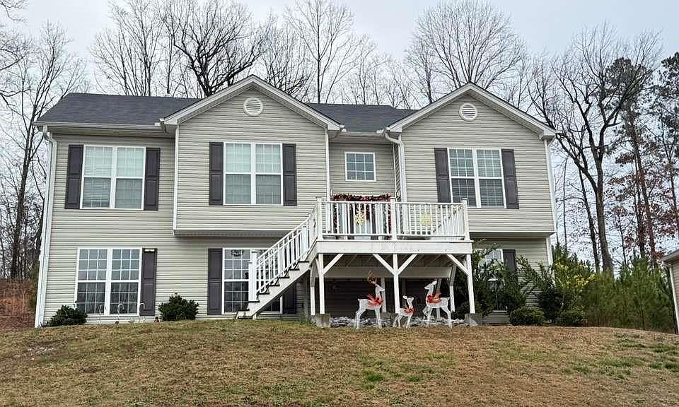 1st image of 596 Embassy Walk