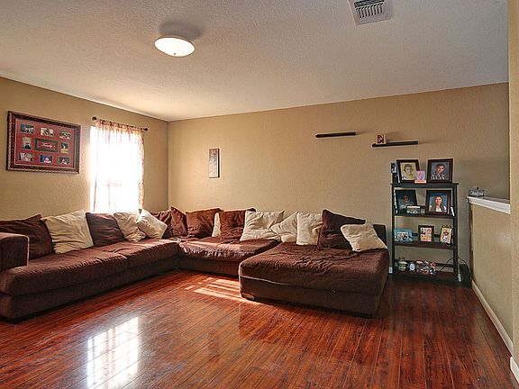 3rd image of 11215 Dublin Ct