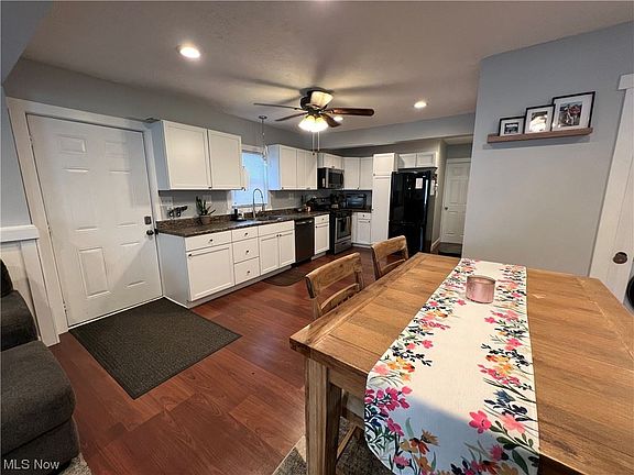 3rd image of 7559 Macedonia Rd