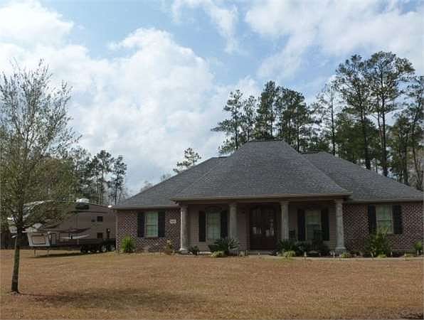 1st image of 850 Amber Cir