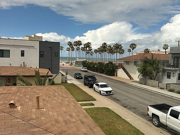 2nd image of 141 Daisy Ave APT D