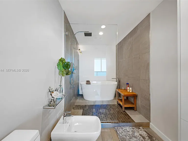 888 Biscayne Blvd #3907 — Photo 26