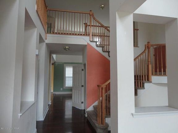 5th image of 832 Ramblewood Dr