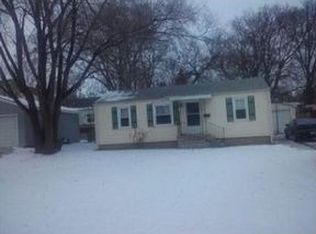 917 Lenwood Ct, Aurora, IL 60506