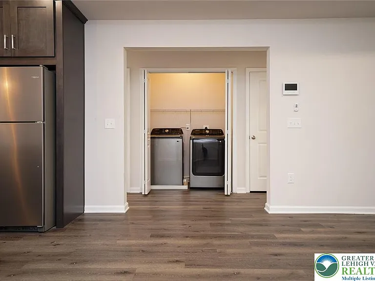 1210 Eaton Ave #201 — Photo 7
