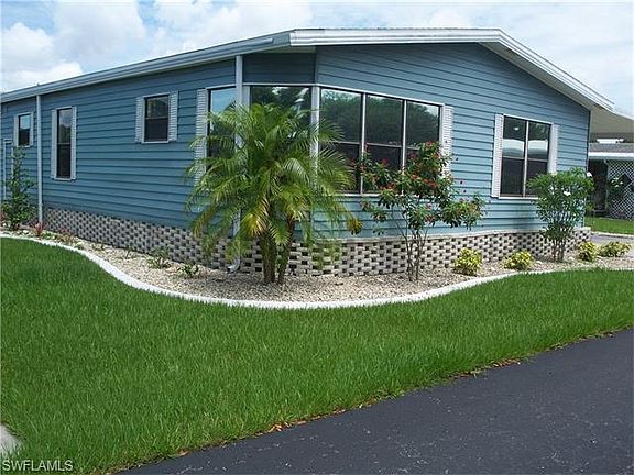 2nd image of 9817 Creekwood Ln