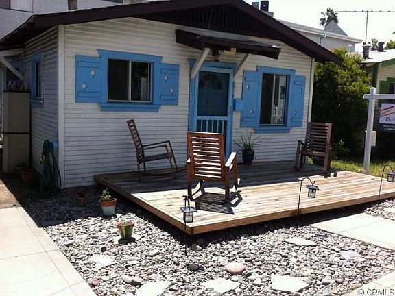 5th image of 610 E Angeleno Ave
