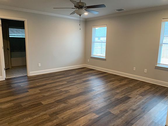 5th image of 1407 Saratoga Dr