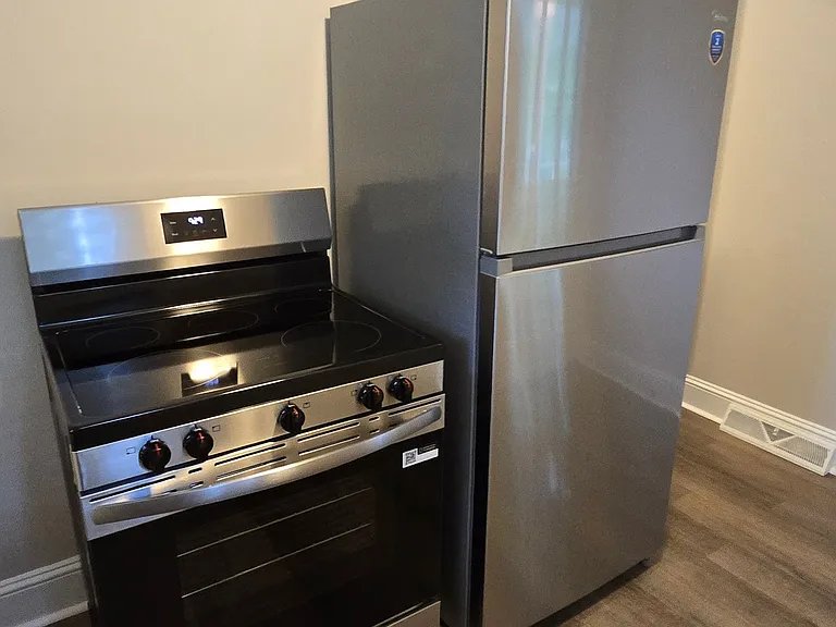 805 Oakshade Ave #805 — Photo 15