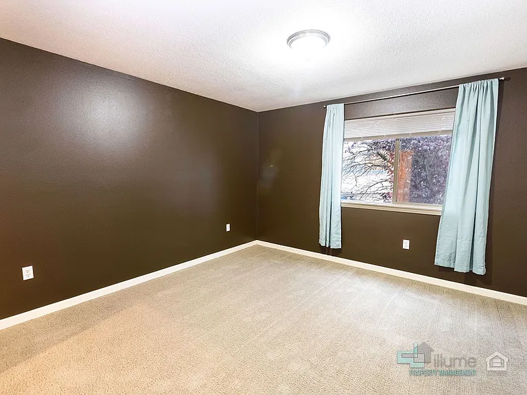 5215 SE Pardee St — Photo 29