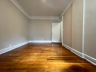 Rented by Hillel Realty Group